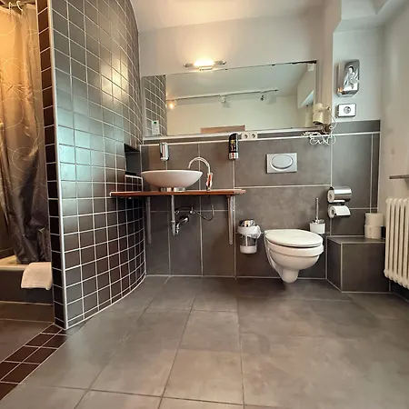HAFNER Hotel&Restauran Stuttgart Lägenhet *