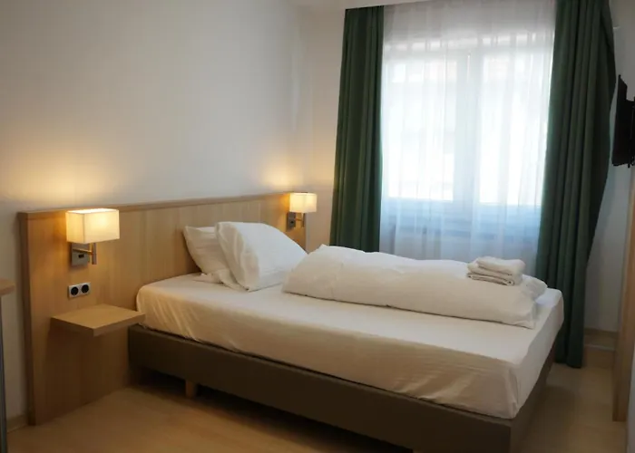 Hafner - Self Check-in Apartman