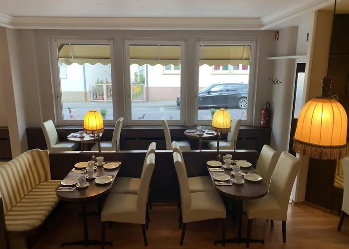 Hafner - Self Check-in Apartman *